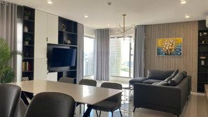 gấpppp !!! cho thuê căn góc sang trọng 177m2 tại saigon royal giá 65tr, đang trống ở ngay.