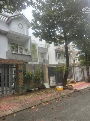 cho thuê nhà 1 trệt 2 lầu hiệp thành iii, 20 triệu vnd, 140m2, 5pn, 5wc