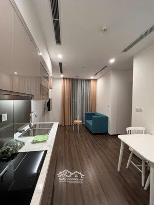 cho thuê chung cư vinhomes symphony long biên-1 ngủ 1 khách-full nội thất-giá thuê 10 triệu