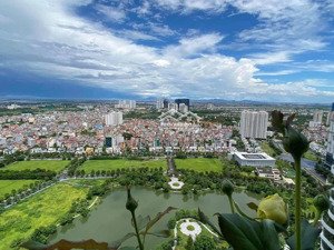 bán căn 2 ngủ tầng trung, ban công bắc view trọn hồ ngoại giao đoàn khu n01, sẵn sổ, slot dưới hầm