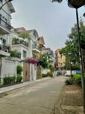 bán biệt thự đẹp trung văn, nam từ liêm. 146m 4 tầng, ở đẳng cấp . hơn 4x tỷ