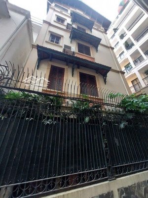 bán nhà tại đường xuân diệu 100m2, giá 33 tỷ. tây hồ