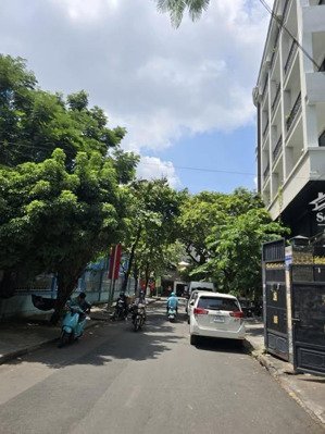 nhà đẹp ngay chợ tam hà - linh đông - thủ đức! 67m2 - giá mềm chỉ 5.4 tỷ - còn tl