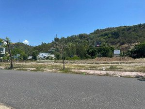 bán lô biệt thự view sông tắc giá 32tr/m2