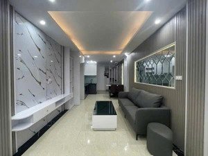 bán nhà siêu phẩm ba gác đổ cửa, thanh xuân, gần hồ đầm hồng, dt38m, giá nhỉnh 7,5 tỷ