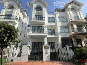 cho thuê biệt thự tkvp kdc himlam tân hưng dt: 10x20m2 dts: 534m2 có tm giá: 80tr lh: 