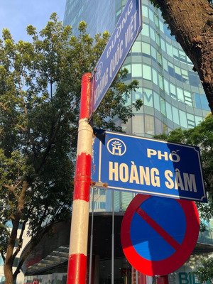 bán nhà đường hoàng sâm, cầu giấy, mặt phố, 96m2 x 3 tầng, mt 5.9m, 32.3 tỷ