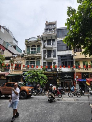 bán nhà ba đình - ngọc khánh, nhà dân xây, thang máy, gần phố, đầu tư cho thuê, toà nhà 6t - 55m2