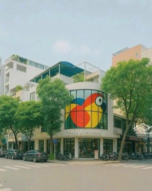 cho thuê nhà góc 2mt nguyễn thái bình,quận 1 (4,2x18m) trệt 3 lầu_giá 125 triệu