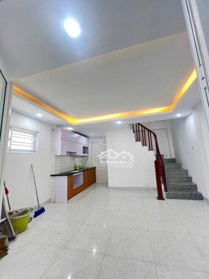 hàng hiếm khu vực mỹ đình - lô góc 2 thoáng - an ninh tốt - sân để xe riêng