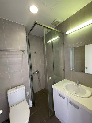 gc bán sora 1 - 2pn2wc dt lớn 82m2
có hd thuê 13tr ko bao phí