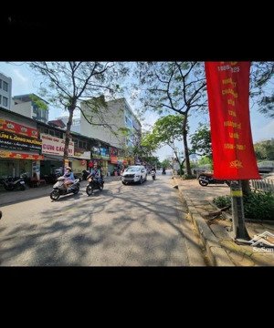 bán nhà phố nguyễn khang, cầu giấy, dt 130m2, mặt bằng kinh doanh hoặc tòa văn phòng, 34 tỷ