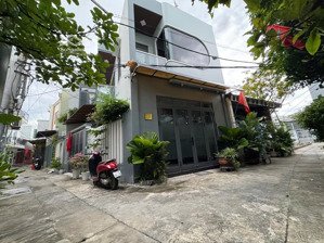 chính chủ cần bán nhà siêu đẹp kiệt hà huy tập. nhà cứng cáp chỉ việc dọn vào ở.