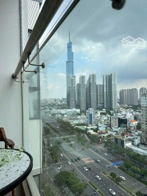 căn hộ view pháo hoa, thiết kế đẹp, 2pn2wc, lôgia tách biệt, tiện di chuyển vào trung tâm tp nhanh