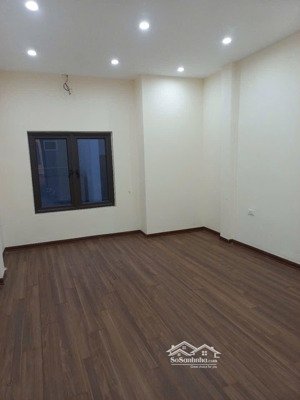 cho thuê nhà mễ trì 70mx5t oto đỗ cửa full điều hoà 35tr