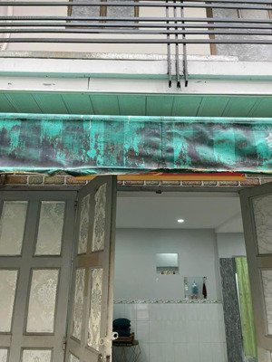 cho thuê nhà nguyên căn đường âu cơ, p.14, q.11, đi lại thuận tiện, cách đầm sen chỉ 400m