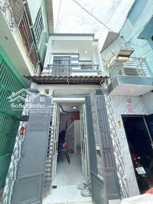 2,68 tỷ nhà nhỏ 1 lầu 3 x 6,5 sổ hồng riêng khu hiện hữu hẻm ba gác vô được