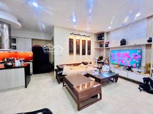 150tr/m.ng0ại gia0 đoàn nhà đẹp giá chất.