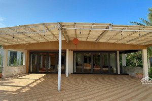 bán 2 căn nhà liền kề, 3 phòng ngủ/ căn, cách biển hồ tràm 2km