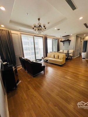 cần cho thuê căn 3 phòng ngủ, full đồ như hình, giá tốt timecity - parkhill. lh: 