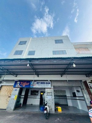 nhà phố, trung tâm thành phố quy nhơn, kinh doanh sầm uất, mặt tiền 14m