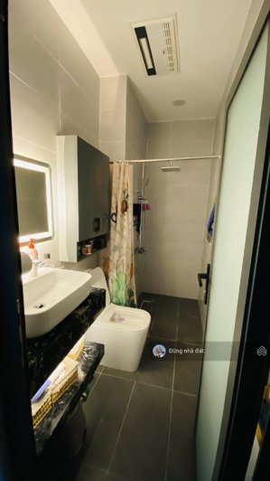 siêu phẩm hxh p.13 đặng thùy trâm dt:4x15 kc:5 tâng giá:9.8 tl cách dh văn lang 200m