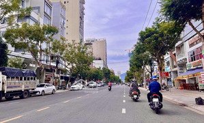 siêu phẩm hồ nghinh, vị trí đẹp nhất, cặp, góc có đủ, sát biển