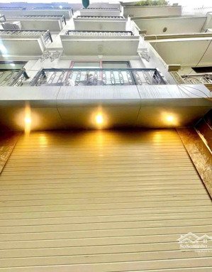 nhà mới 7 tầng - thang máy - ngõ to - ô tô gần - thoáng sáng - yên hoà quan hoa - cầu giấy - ở ngay