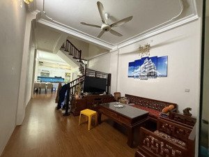 phân lô 4t/20m2, gara ô tô, full nội thất, zá 16,3 tỷ, chủ thiện chí