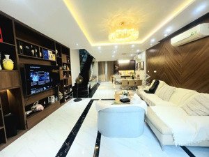 bán nhanh căn nhà đẳng cấp khu danh tiếng phan xích long