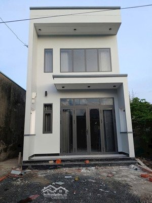 chủ gởi bán nhà mới 100%.thiết kế 1 trệt 1 lầu(dt5x22m)giá 2ty9.sổ hồng riêng.lh xem nhà