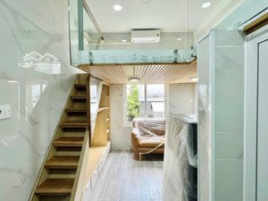 căn hộ cao cấp full nội thất, máy giặt riêng-chỉ tính điện nước-thang máy, bảo vệ 24/24