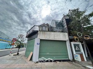 chính chủ gửi bán căn góc phạm hùng! vị trí kinh doanh, buôn bán tốt! 