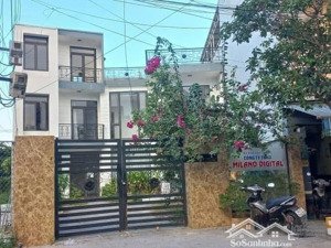 chính chủ gửi bán nhà 2 tầng mt đường đỗ nhuận,p hoà khánh.đà nẵng