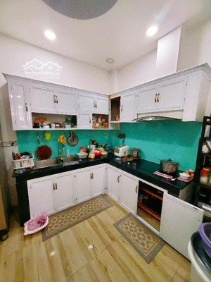 bán nhà 3 tầng btct - gần lê văn quới -4 xã - sát tân phú-34m2- 1 sẹc- hxh thông - shr-nhỉnh 4 tỷ