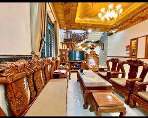 cần tiền bán căn nhà 3 tầng mặt tiền đường đồng kè - nhà mới full nội thất gỗ xịn nhất khu vực