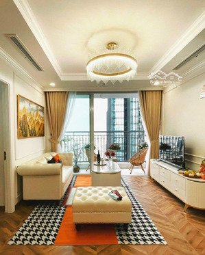 bán gấp ch quận trung tâm, sổ hồng, 683a âu cơ: 1pn = 2.8 tỷ, 2pn = 3.7 tỷ, nhà full nt mới 100%