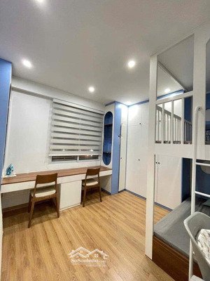 cho thuê căn hộ chung cư d11 trần thái tông, cầu giấy. 100m2 3n 18tr/th. 