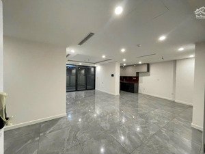 gía siêu tốt chỉ 8.35 tỷ 3pn 2wc 165m2 ,view sông ,đông nam ,nhà mới 100% chưa ở .lh 