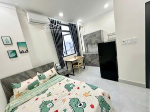 cho thuê căn hộ studio có thang máy cửa sổ lớn full tiện nghi ở trần hữu trang, p.10, phú nhuận