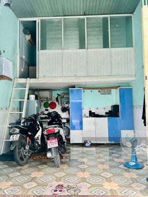 bán gấp dãy trọ 5x22 mặt tiền đường kinh doanh 12m giáp ranh thủ đức