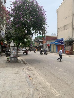 bán đất phố bà triệu, ngay sát sân vận động hà đông, cách mặt phố chỉ vài bước chân, dt 30m2 mt 3.4