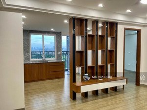 bán căn chung cư 3 ngủ toà ct10 đô thị việt hưng