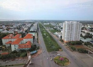 Cho thuê đất góc 3 mặt tiền đường võ nguyễn giáp, diện tích lớn 9.000m2