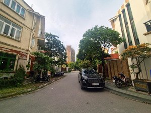 chỉ với 12.6 tỷ sở hữu nhà 3 tầng 64m2 đường nguyễn văn trỗi, mỗ lao, hà đông