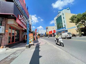 bán nhà hẻm 10m, chỉ 1 căn ra mặt tiền gò dầu, 4 tầng