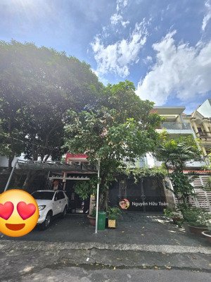 11,5 tỷ -5x18m nhà 4 tầng 2 mặt tiền đường 20m ngay phạm văn bạch phường 12 không quy hoạch lộ giới