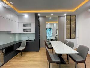 52m2* 3 tầng* sân cổng riêng- 8.1 tỷ- ngõ 132 Khương Trung- 100m ra mặt phố Vũ Tông Phan- Q. Thanh Xuân.