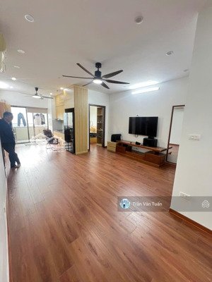 chính chủ bán căn hộ cc vimeco e9 phạm hùng, 88m2 2pn+2wc, full đồ xịn tầng trung view đẹp, 7.4 tỷ