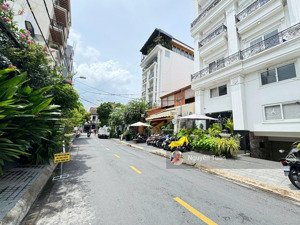 bán gấp nhà phố cao cấp mặt tiền nguyễn bá huân, thảo điền, quận 2